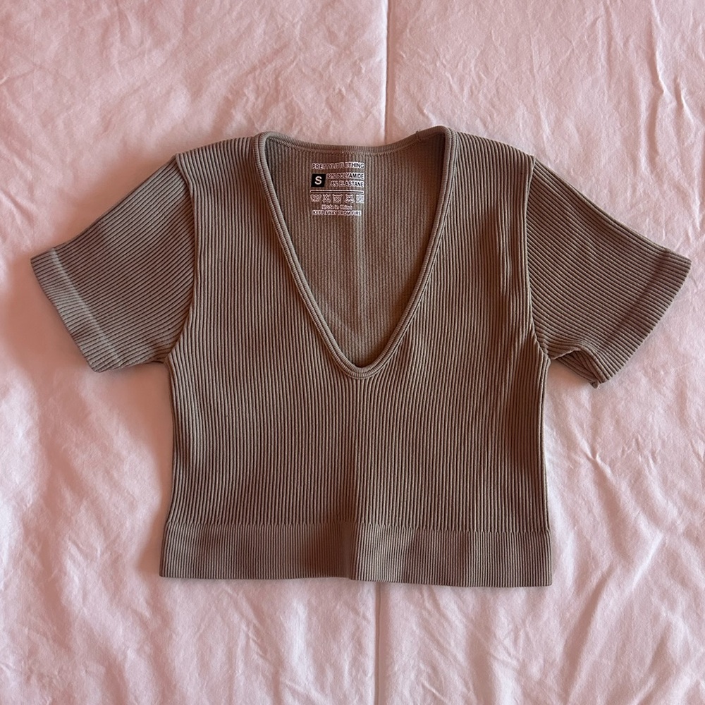 PrettyLittleThing crop top